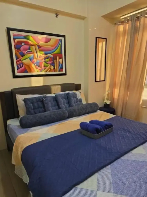 Super Cozy Apartment-Newport Boulevard
