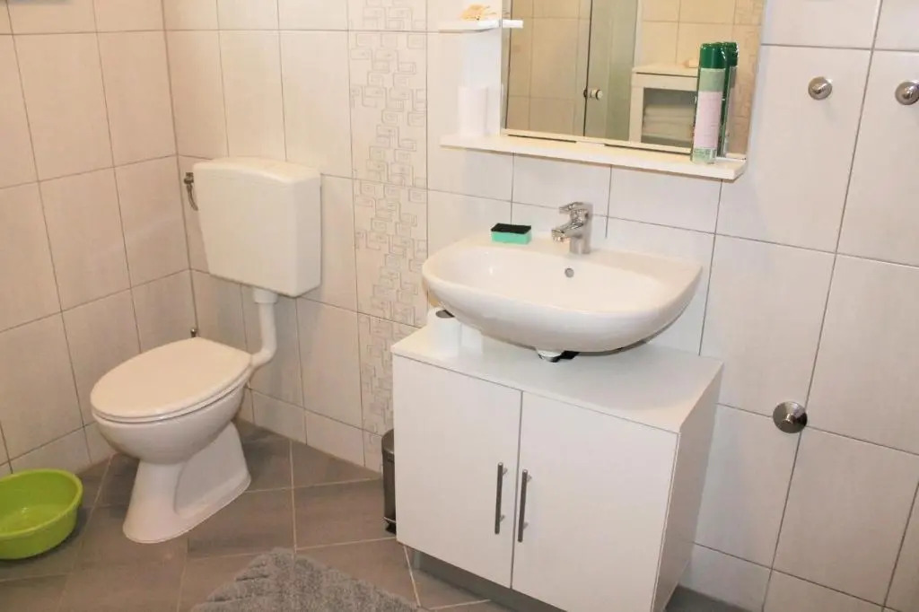 Apartment Bile