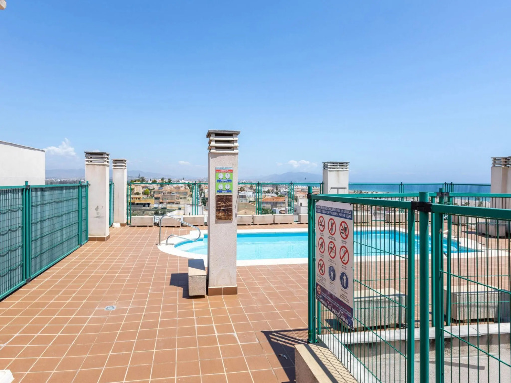 Simplistic Apartment in Almería next to the Seabeach