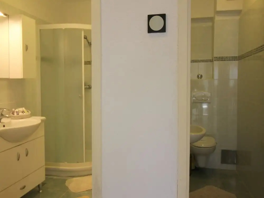Nice Apartment in Ideal Location; Historic Porec 800 m and Beach 1 km Away