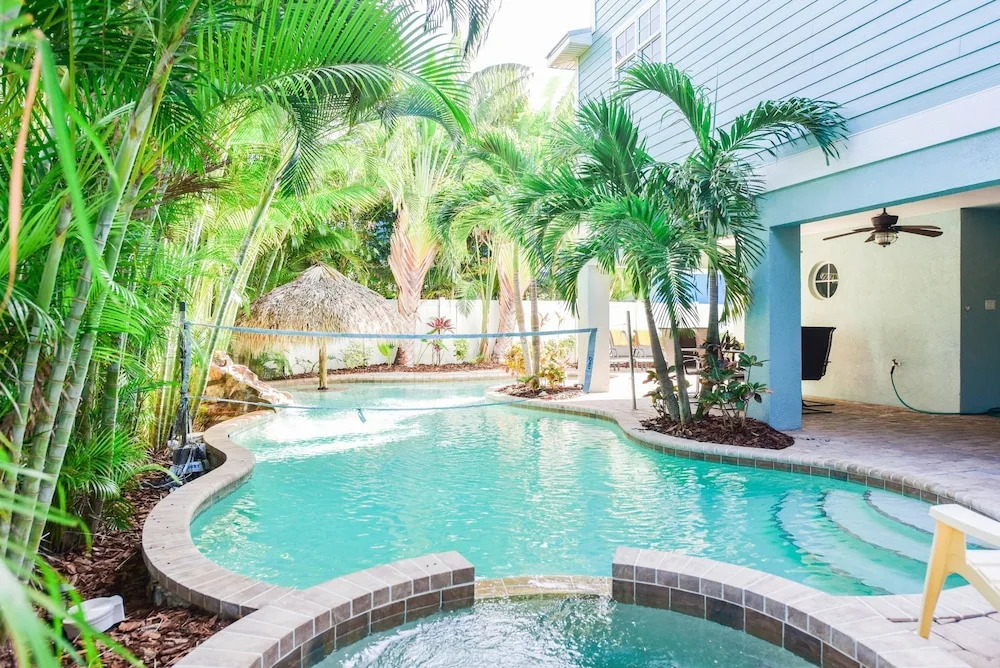 Blue Water View Apartment 6
