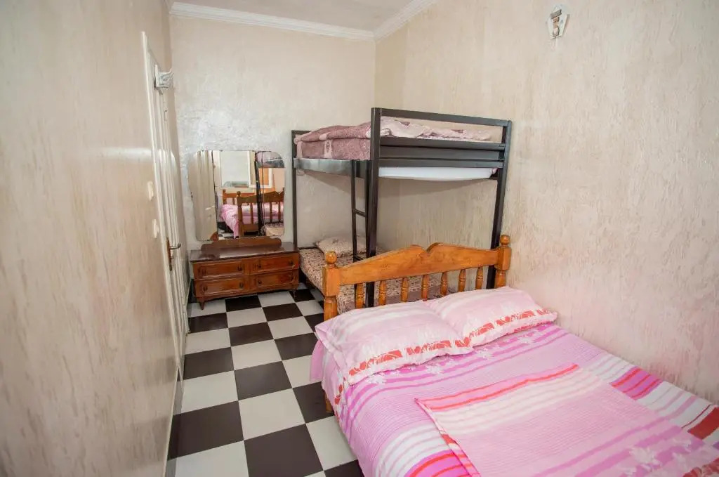 Hostel California