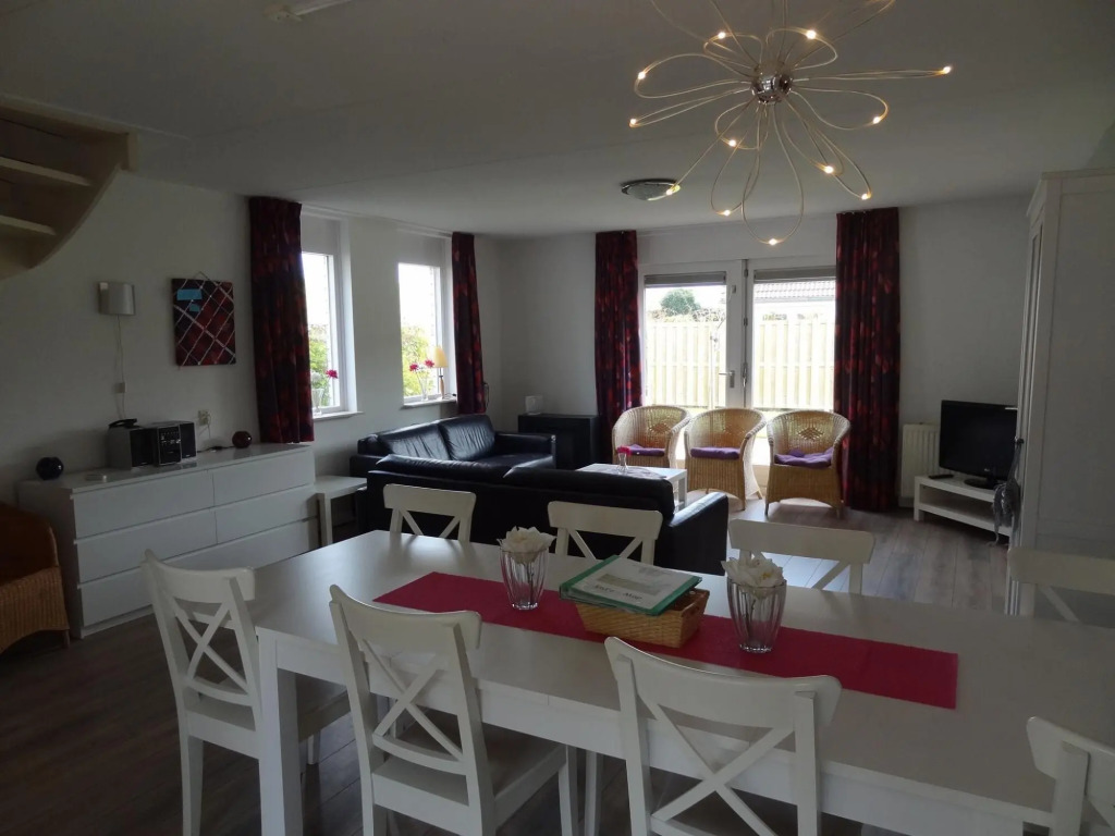 Holiday Home in Zeeland near the Sea