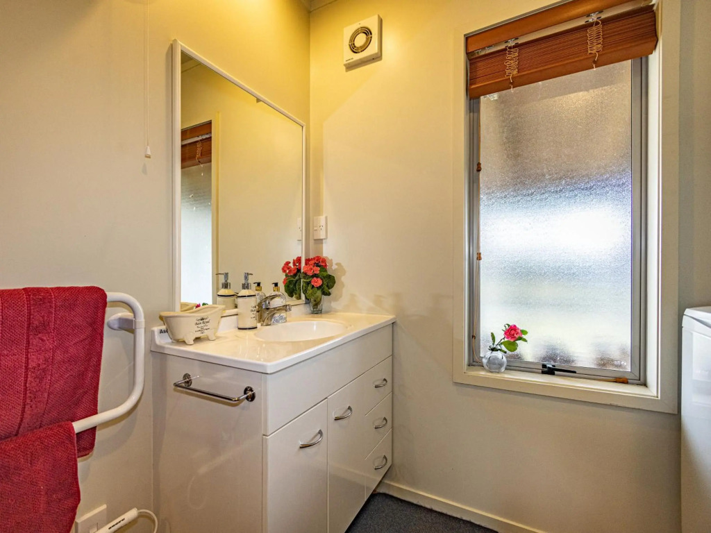 Alpine Way Cottage - Ohakune Holiday Home