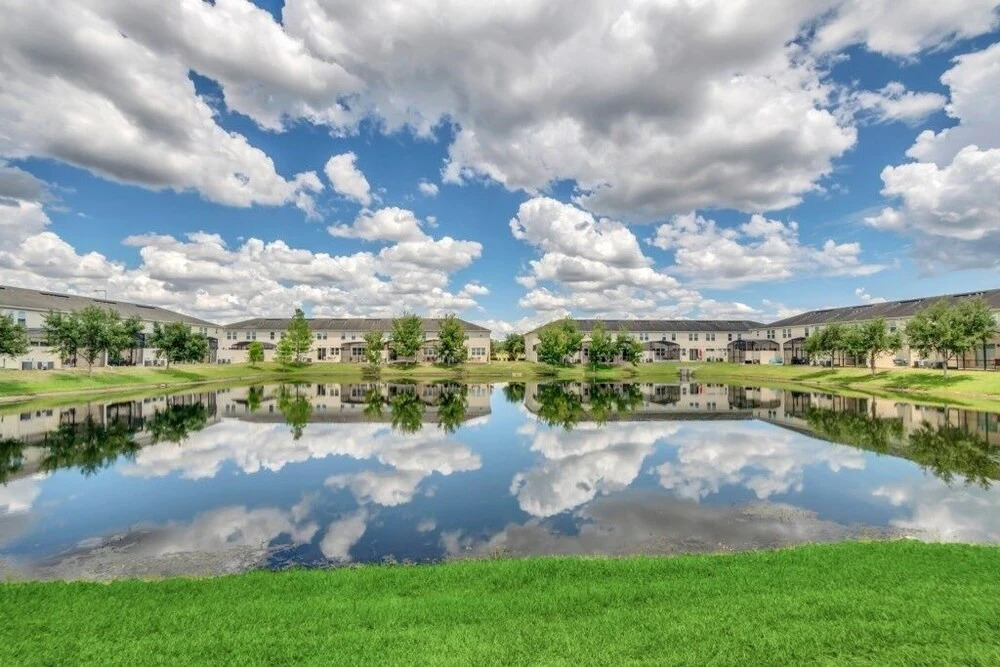 4 Bed Townhome With Private Pool Near Disney! 4 Bedroom Townhouse by Redawning