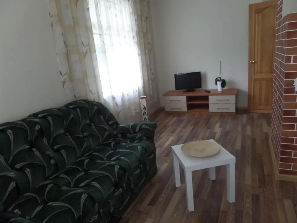 Isabela Apartments