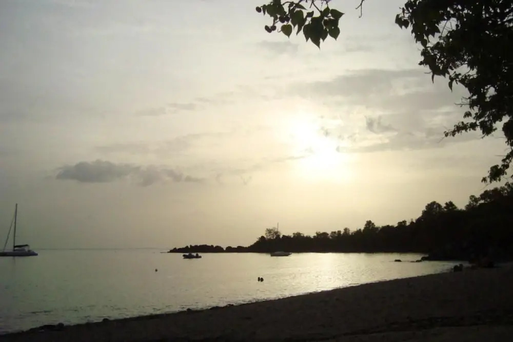 Bungalow With 2 Bedrooms in Bouillante, With Wonderful sea View, Furnished Garden and Wifi - 100 m From the Beach