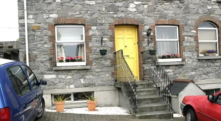 Ashmount Court Self-Catering