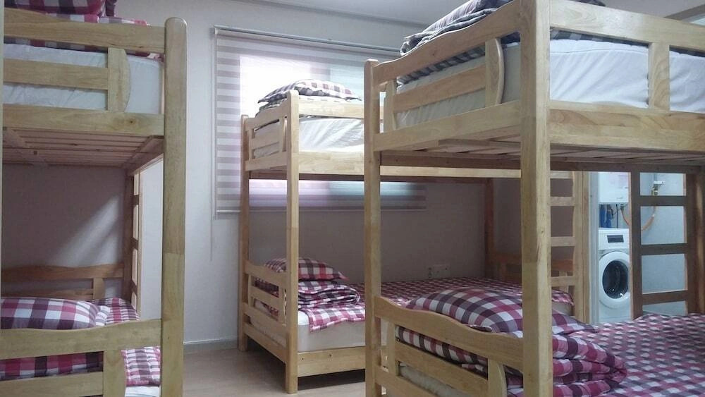 Jiin Hostel & Guesthouse