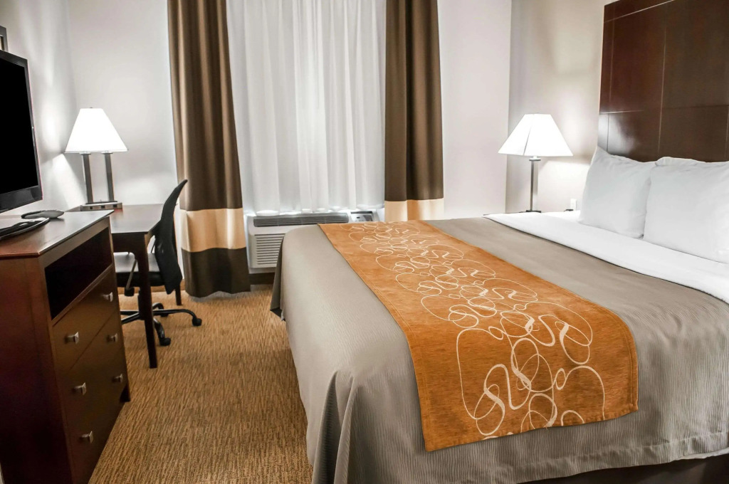 Comfort Suites Albuquerque-North Journal Center