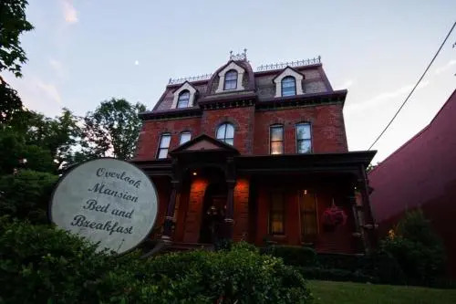 Overlook Mansion Bed and Breakfast