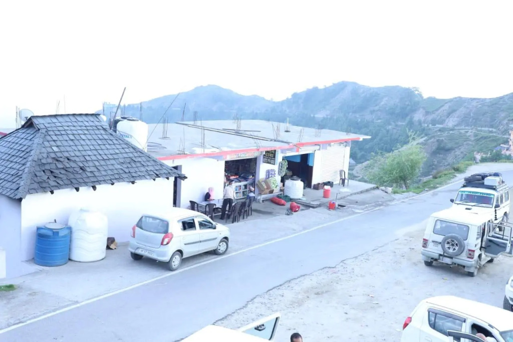 Trinetra Homestay
