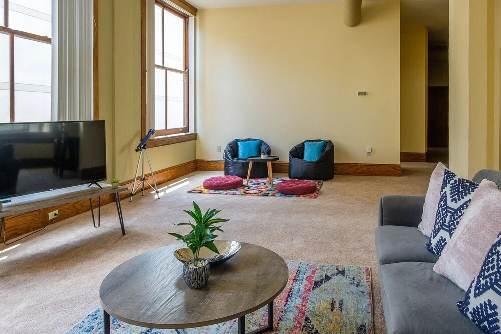 FRONTDESK 2063 East 4th Street Apts Downtown Cleveland