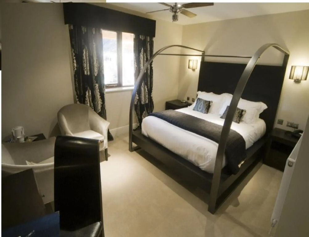 Hall Farm Hotel And Restaurant
