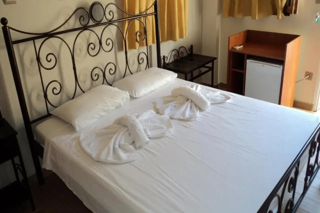 Paris Hotel