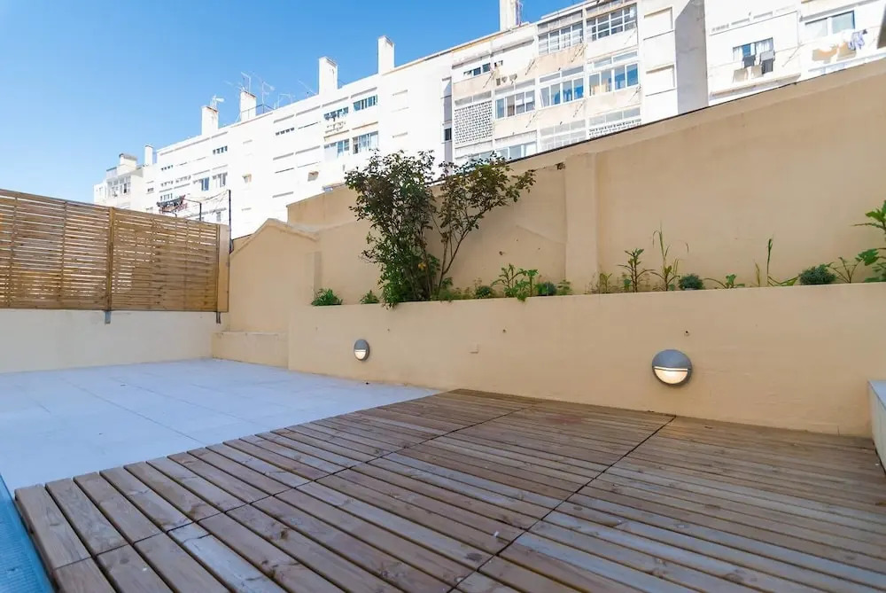 Alameda Apartments & Rooms