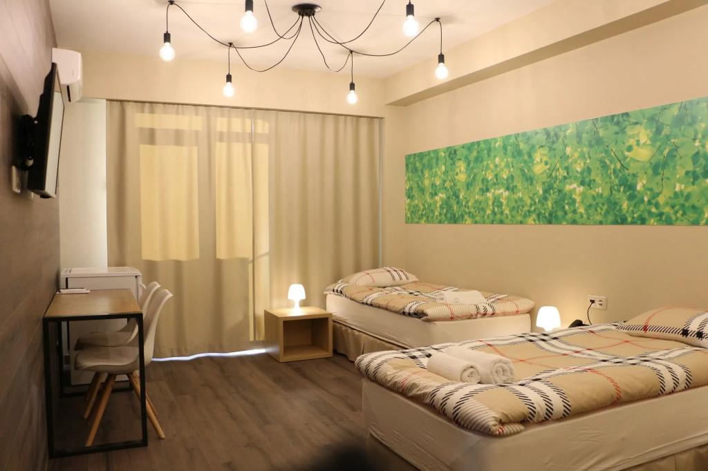 Wine Hotel
