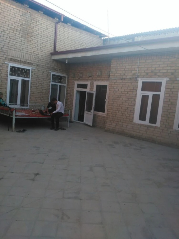 Nodir House