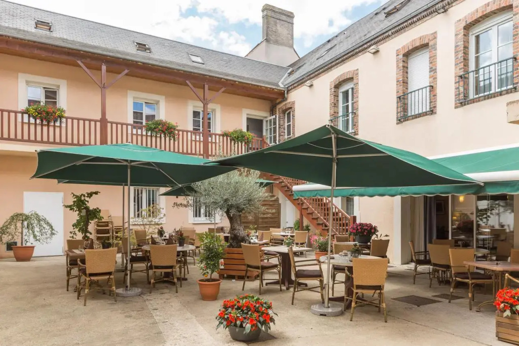 Logis Hôtel & Restaurant dAngleterre