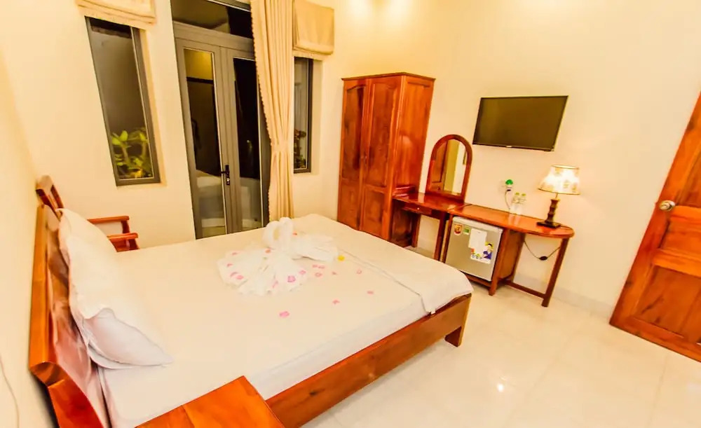 Lien Thong Hotel