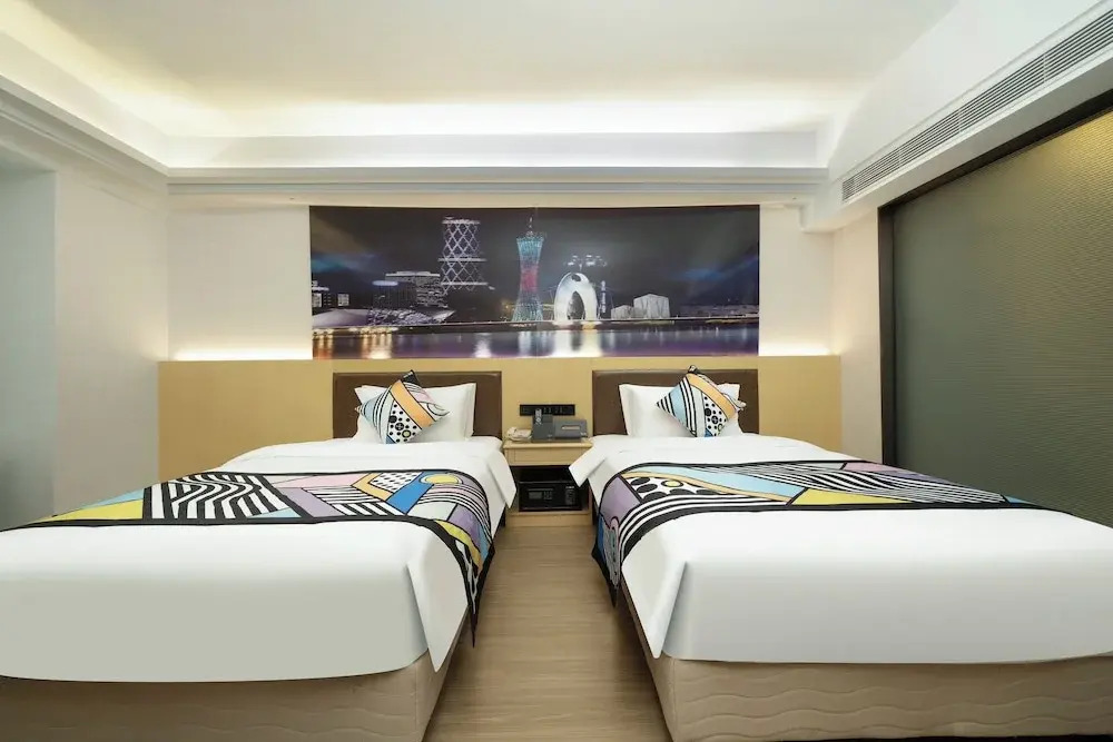 Yizhi X Hotel - Guangzhou Baiyun Airport