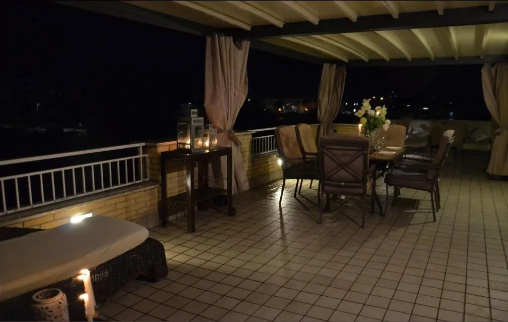 Prestigioso Attico 20 mt dal mare