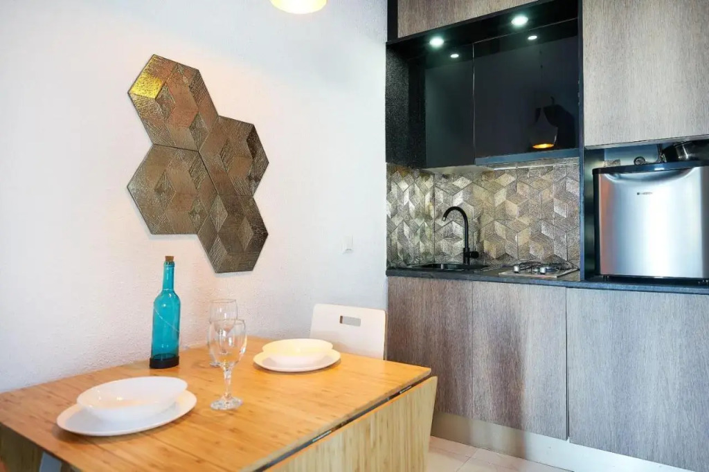 Studiya Espanhouse Magani Apartments
