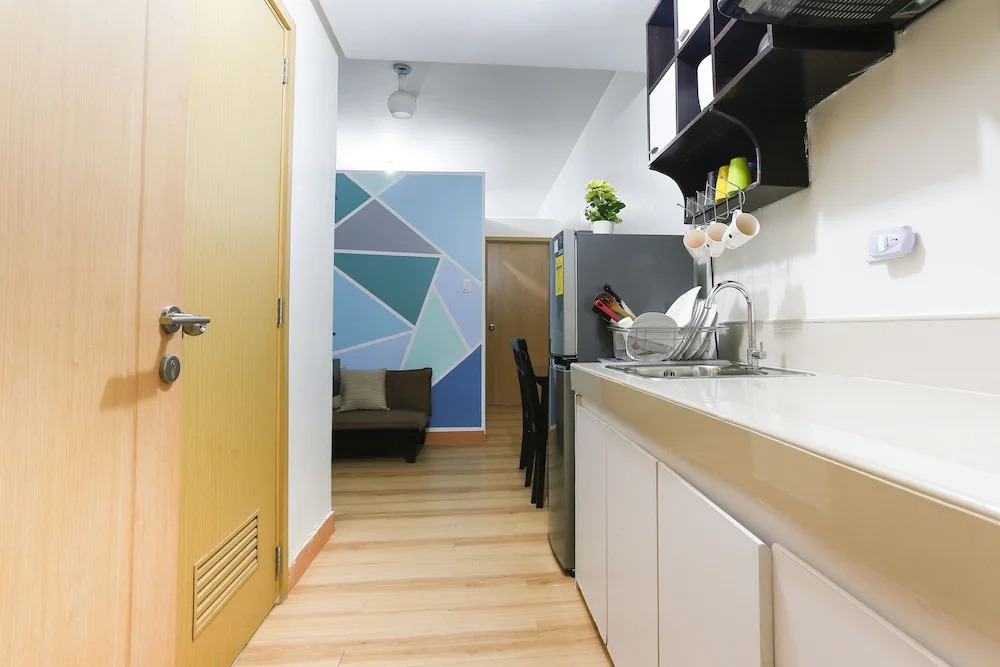 OYO 467 Trees Residences