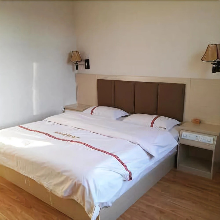 Chaoyang Shiji Hotel
