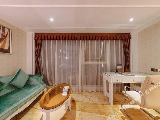 Yuzhou International Hotel