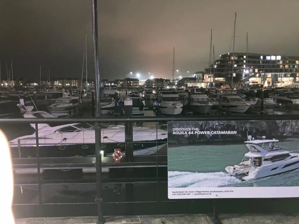 2 Bedroom Near Ocean Village Marina Port Apartment