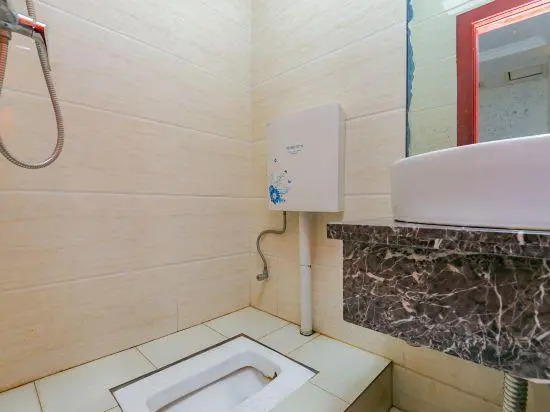 Dong Hai Long Quan Business Guest House
