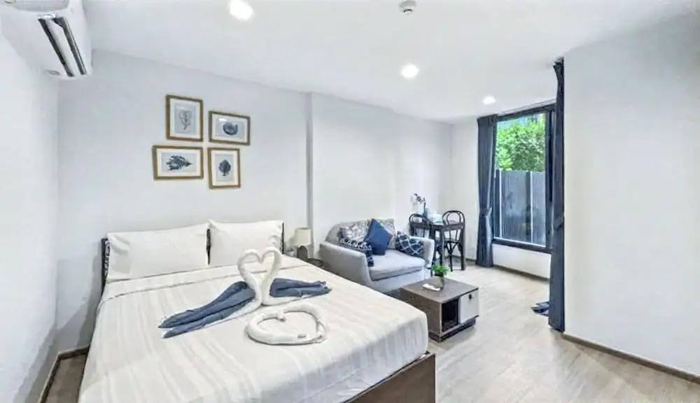 The Base - New Studio Great Location, Shared Pool