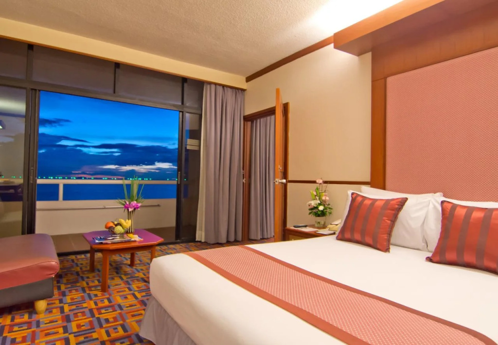 Ambassador City Jomtien Ocean Wing
