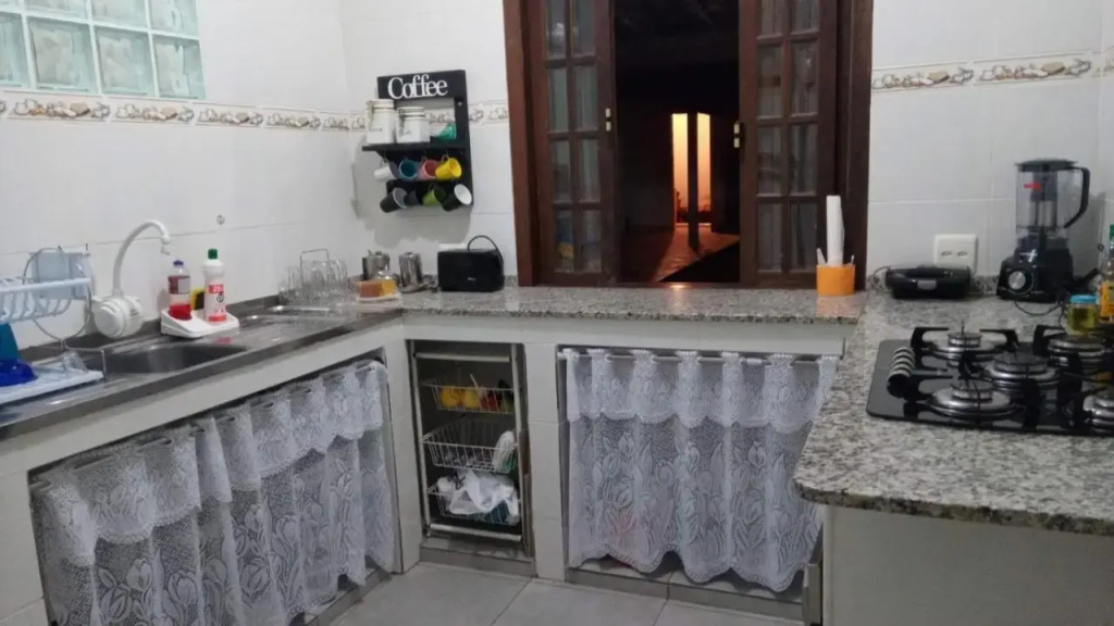 Casa 4 quartos - Pé da serra - Guapimirim - Wi-fi 600Mb
