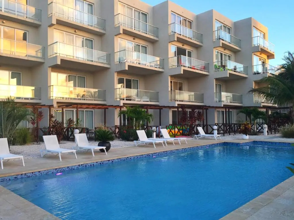 Las Islas Condo #1