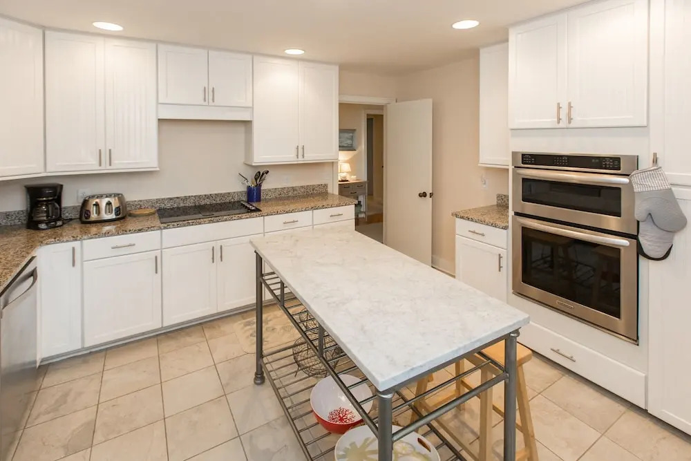 6506 A Oceanfront - 4 Br Cottage