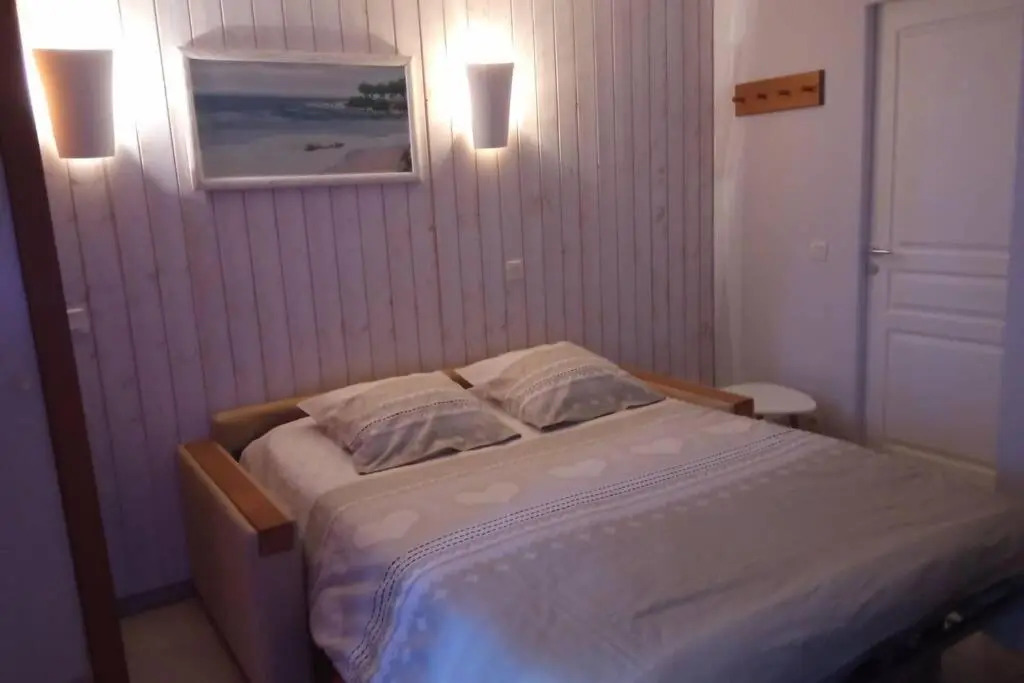 Studio Lumineux Idealement Situe (Golf Et Plage).