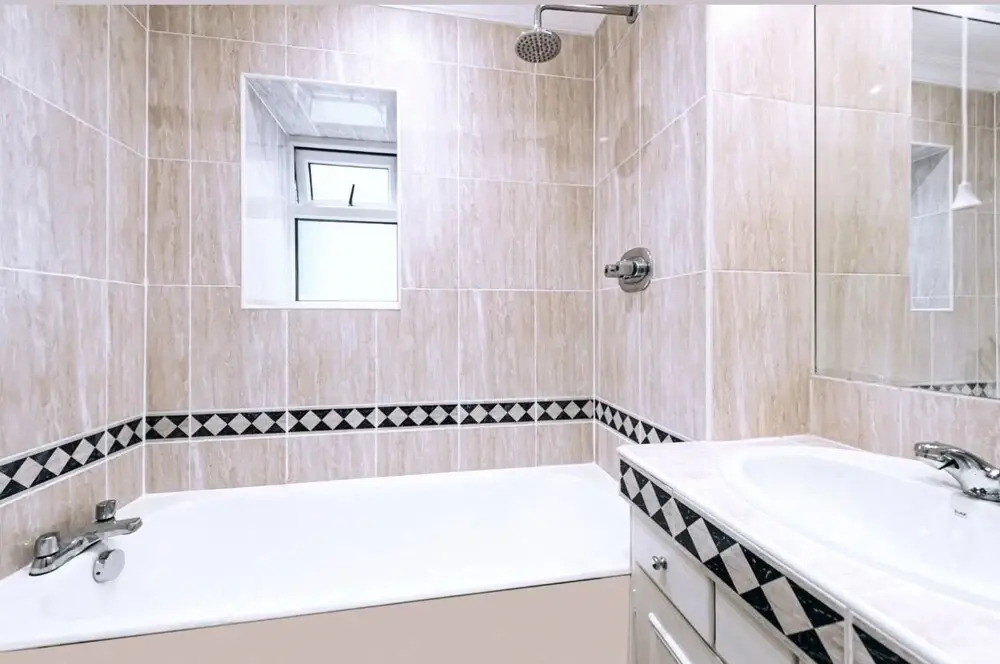 South-Kensington Apartment