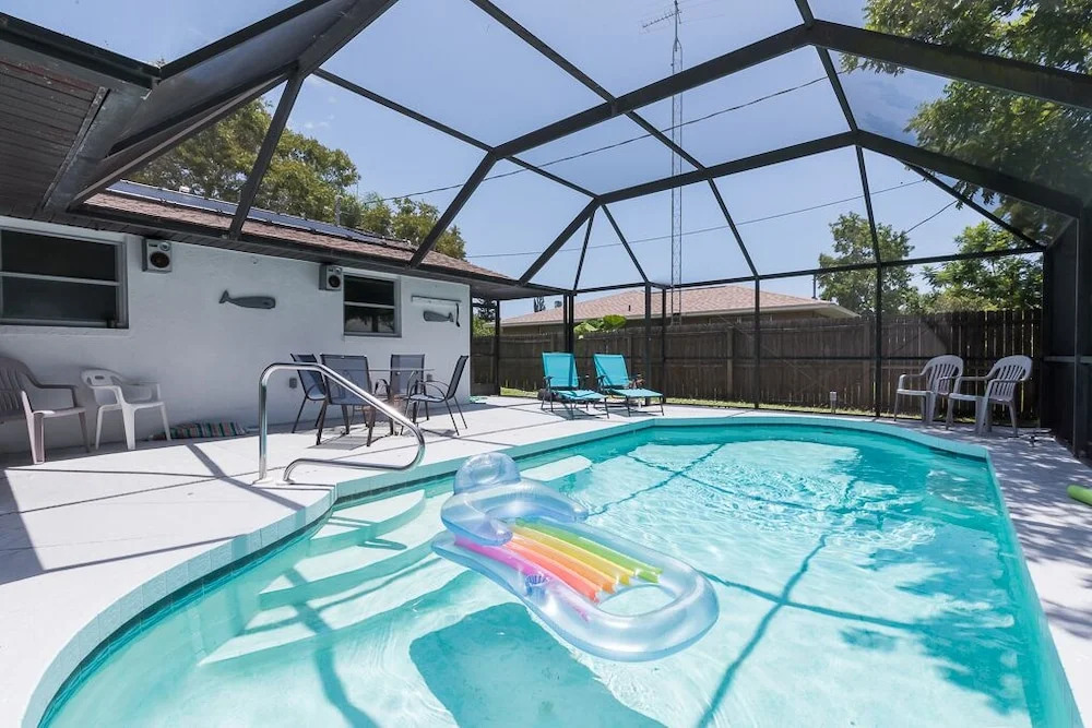 Nantucket Home, 2 Bedrooms, Private Pool, Fenced Yard, Sleeps 6