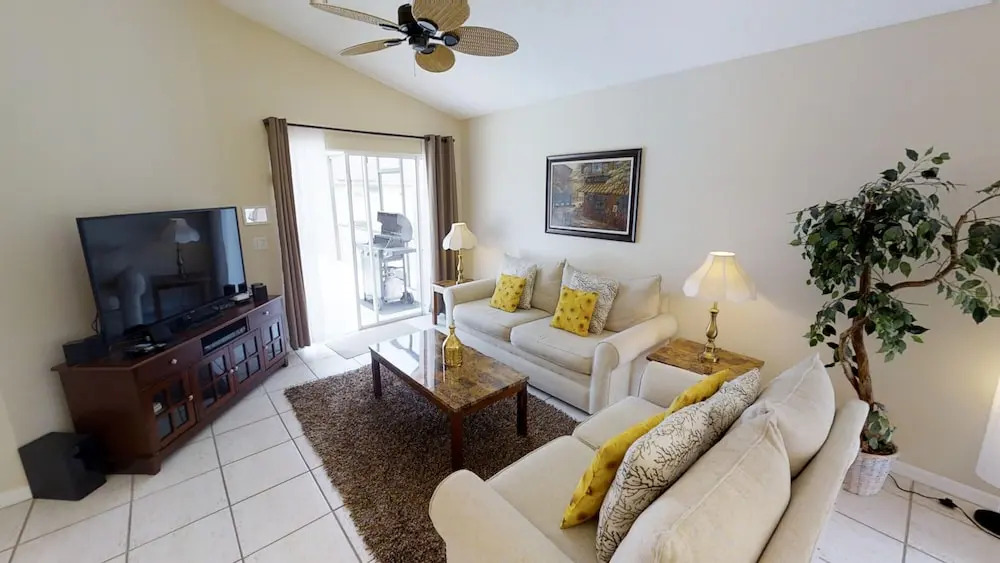 Lake Berkley Resort 4 Bedroom Vacation Home with Pool 1520