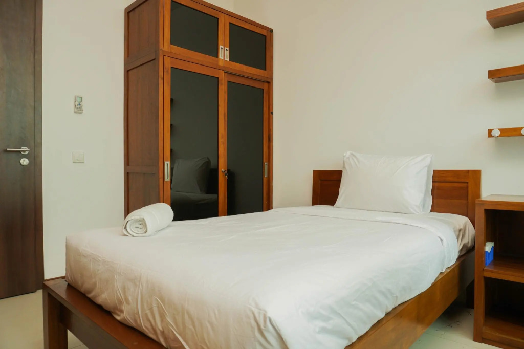 Spacious 3BR at Kemang Village Apartment By Travelio