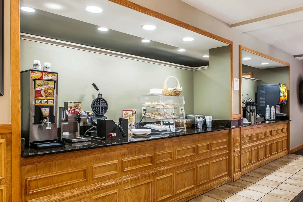 FairBridge Inn & Suites Fort Wayne