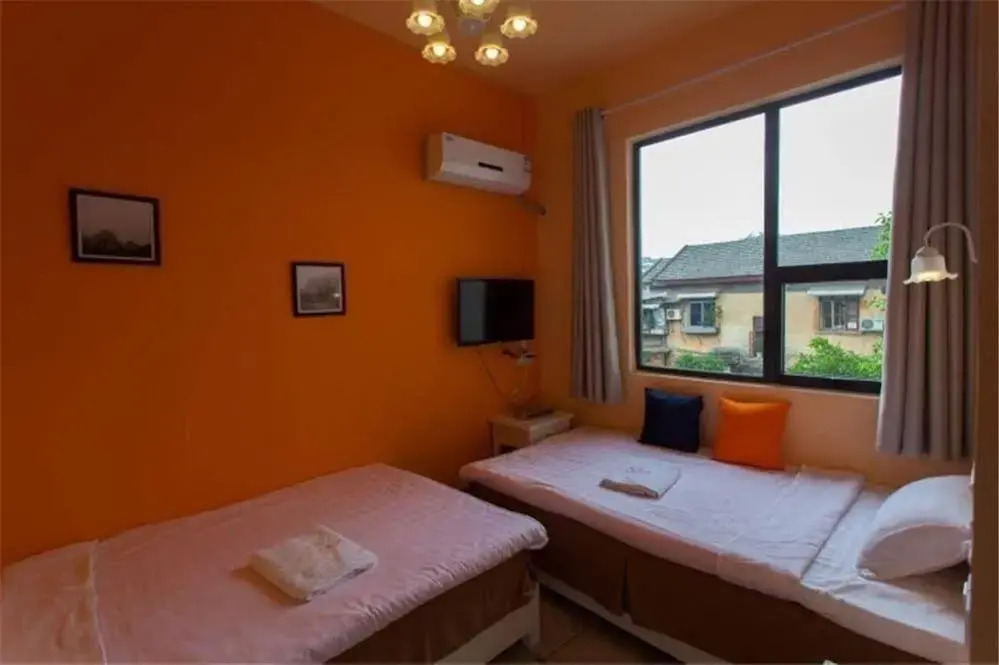 No. 16 West Lane Inn Guilin