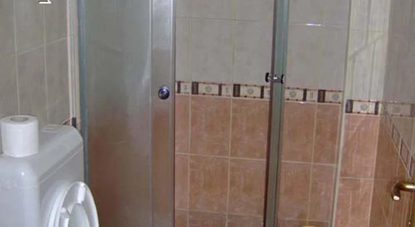Luccia Apartments- Very Central Cozy Condo