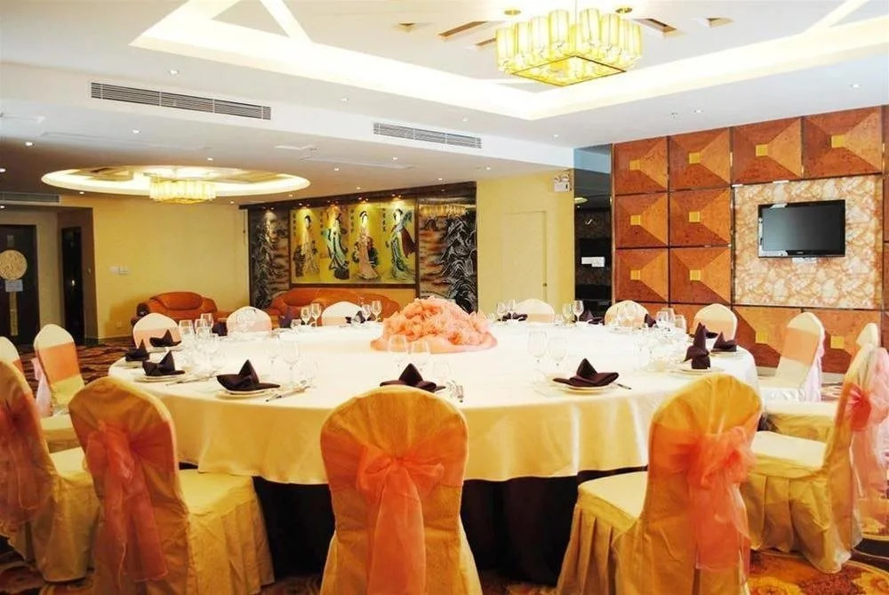 Dongxing Hotel - Guangzhou