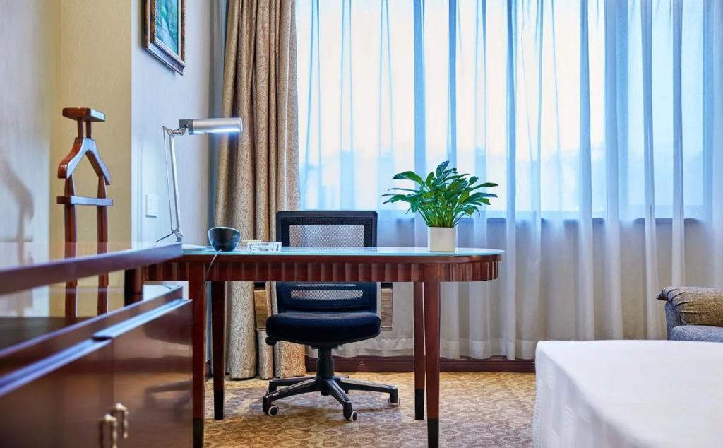 Grand Regency Hotel