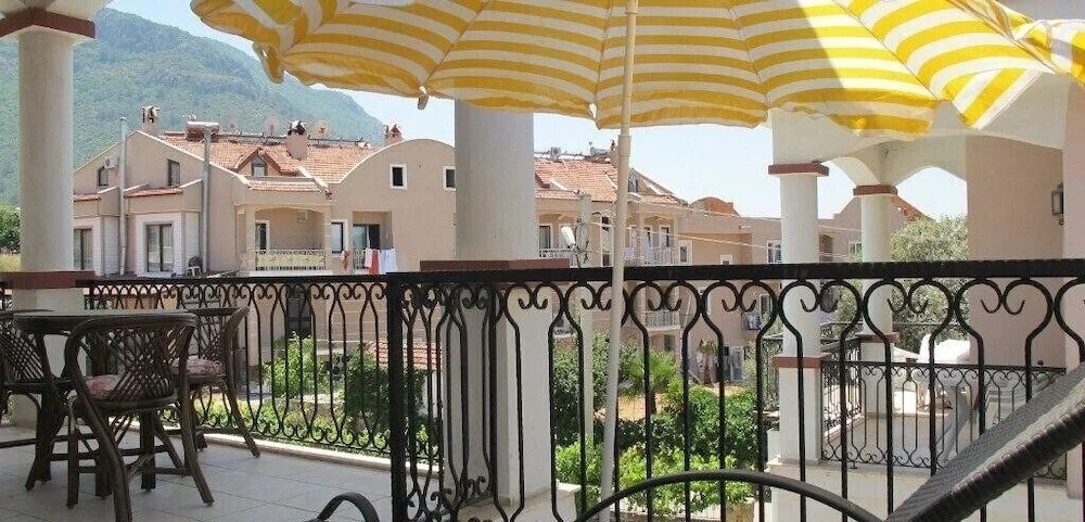 Villa ALC2 by JoyLettings