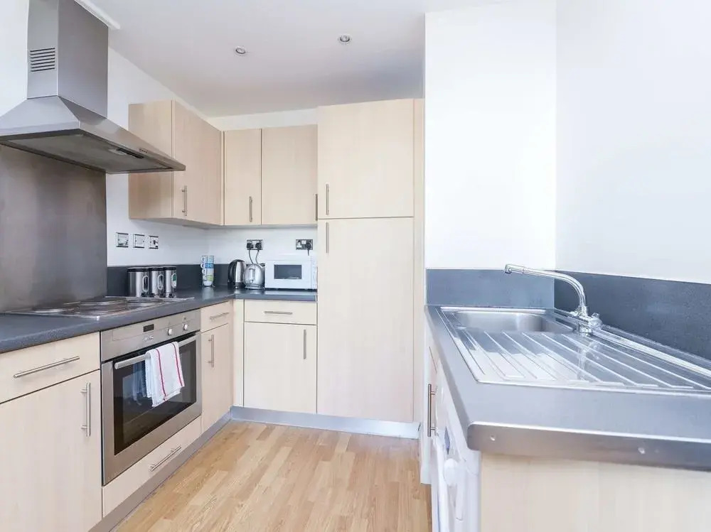 Roffey Apartment