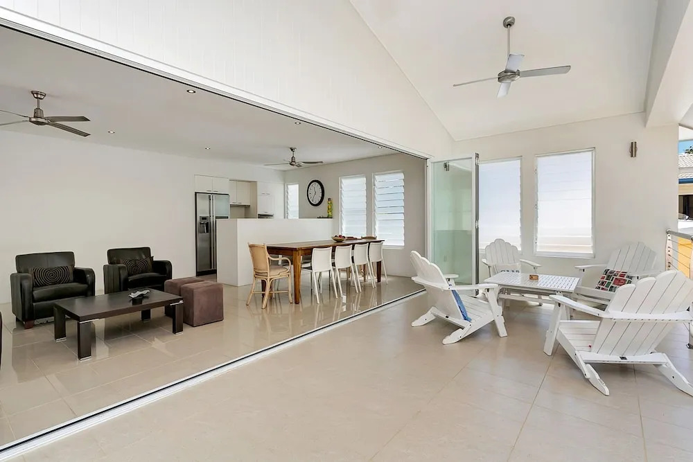 Beachside Family Escape